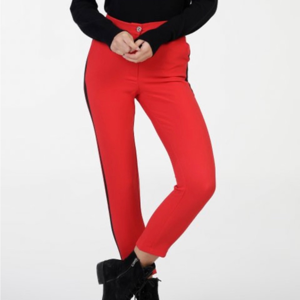 Gap red‎ and black striped pants